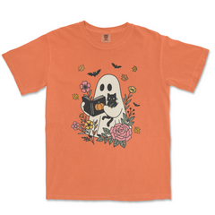 Reading Cute Ghost with Kitty Comfort Colors T-Shirt