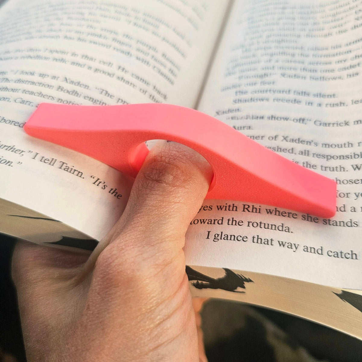 Book Holder | Thumb Page Keeper
