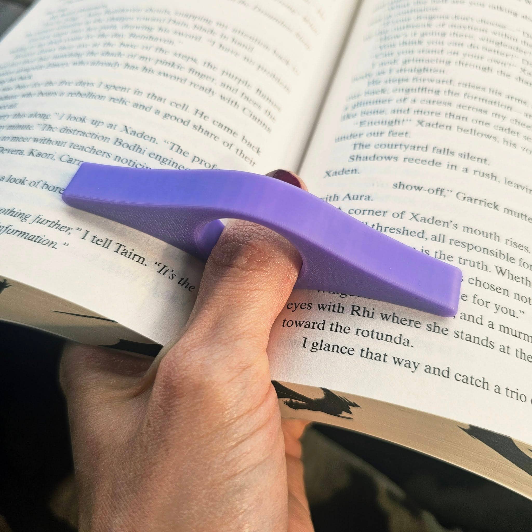 Book Holder | Thumb Page Keeper